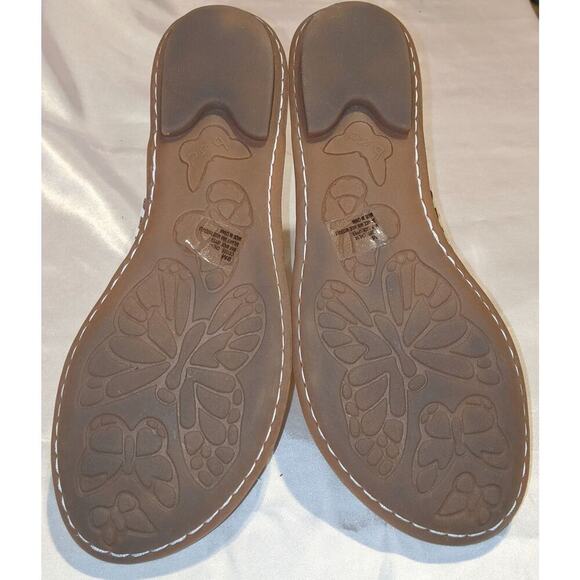 B.O.C. Born Caree Womens Thong Sandals White Vegan Leather Laser Cut Size 9M - Picture 6 of 7